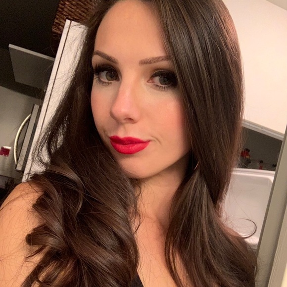 Meet your Posher, Cameron - Picture 1 of 1